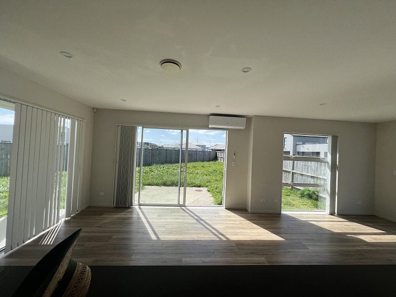 17 Kapia Drive, Takanini, Auckland - Carousel 2