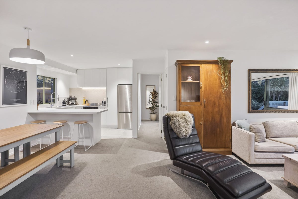 2/39 Powrie Street, Glenfield, Auckland - Carousel 1