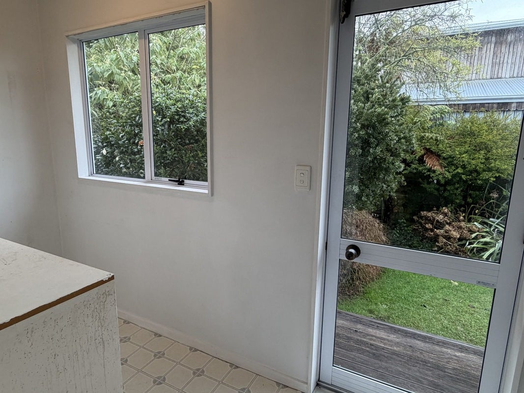 127A Clarkin Road, Fairfield, Hamilton - Carousel 21