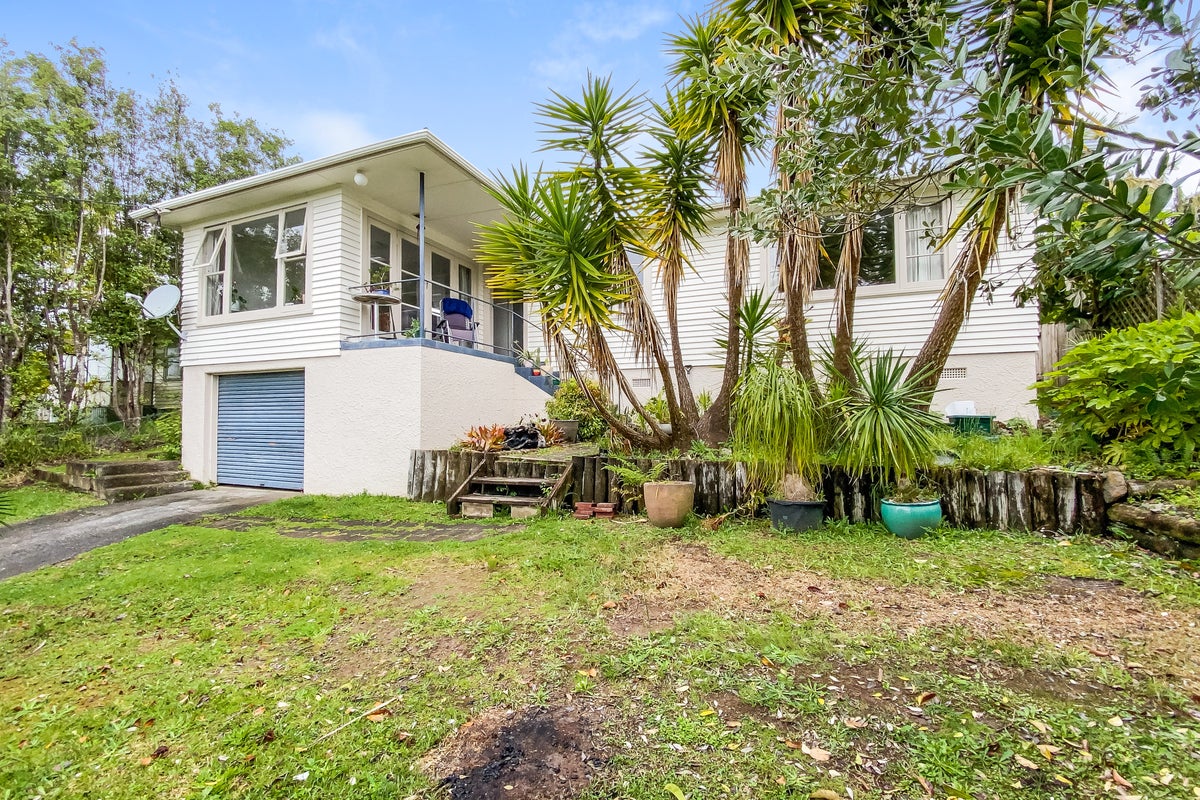 13 Hilltop Avenue, Morningside, Whangarei - Carousel 11