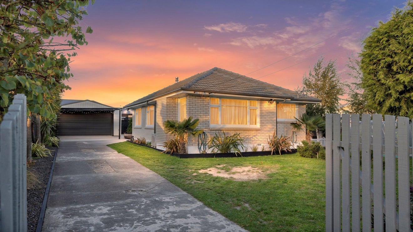 19 Brockenhurst Street, Aranui, Christchurch - Carousel 1