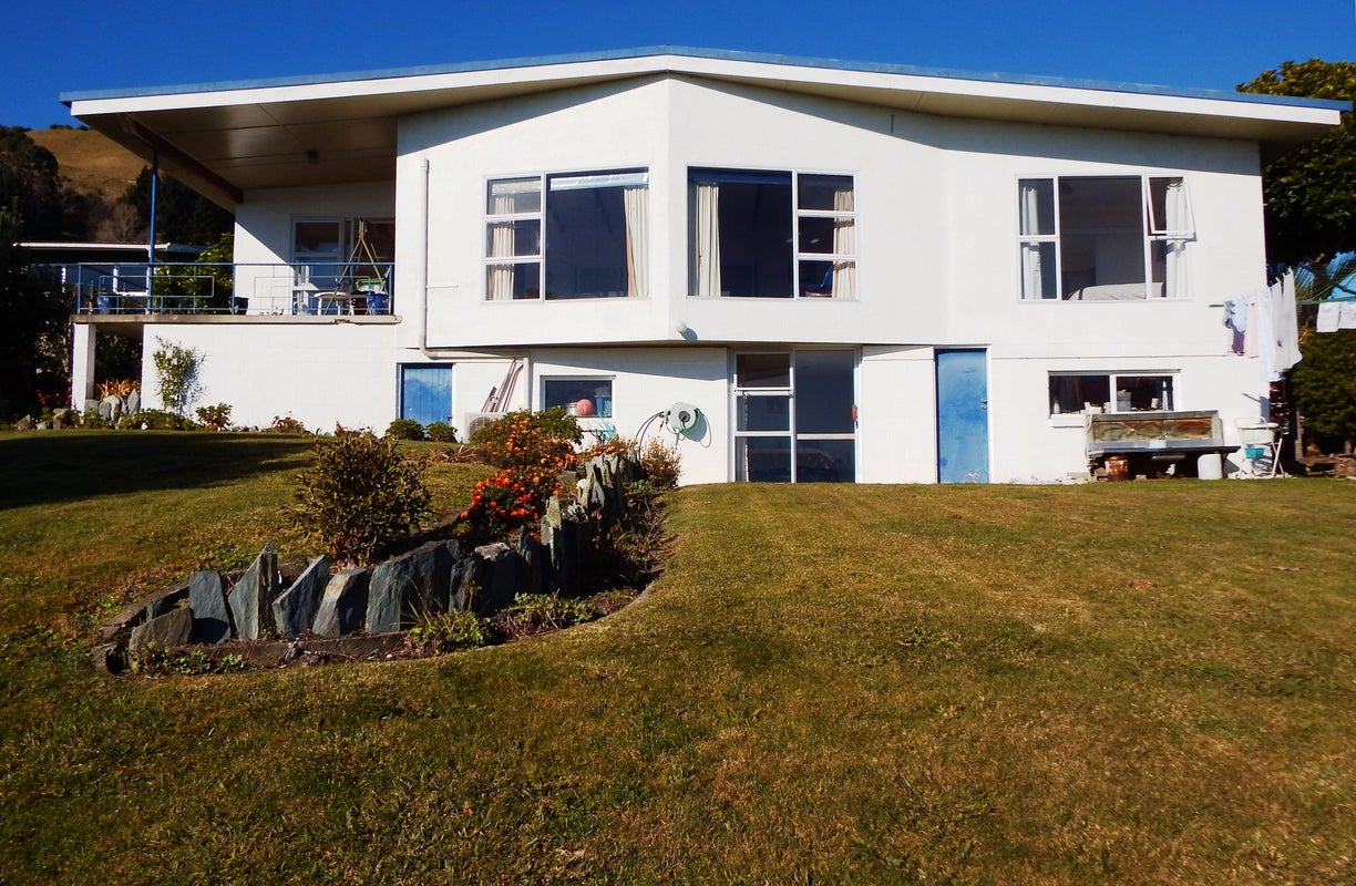 25 Seaton Street, Marybank, Nelson - Carousel 1