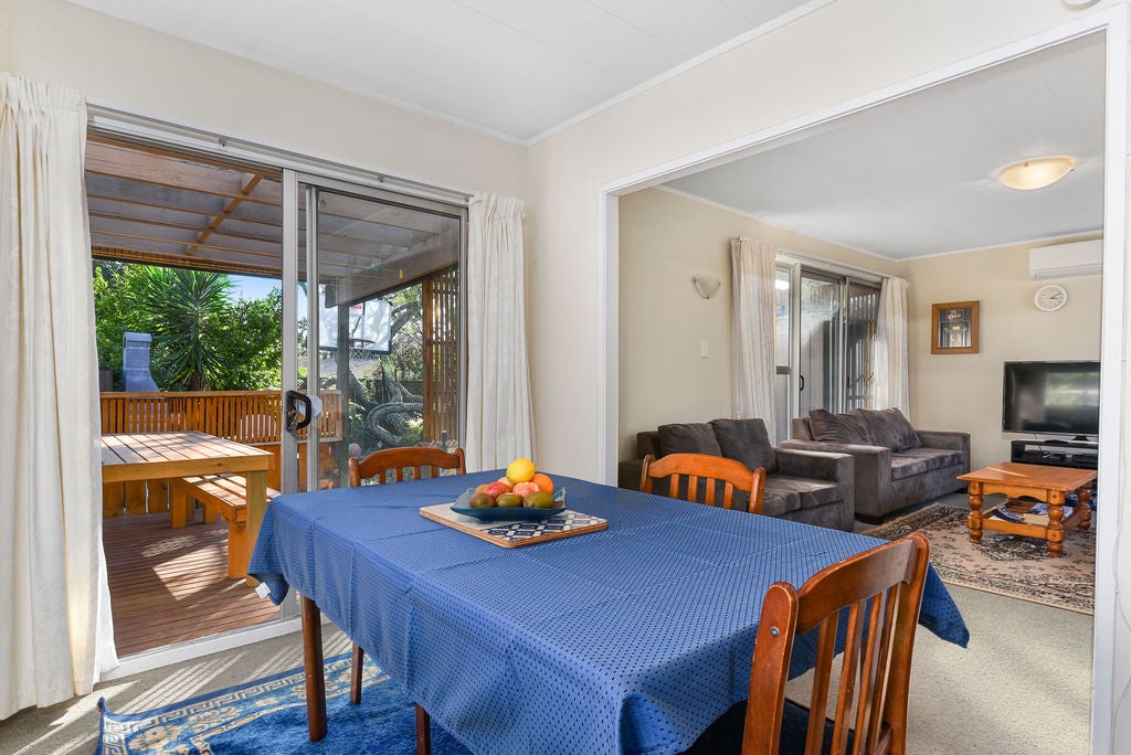 11 Fairdale Place, Birkdale, Auckland - Carousel 26