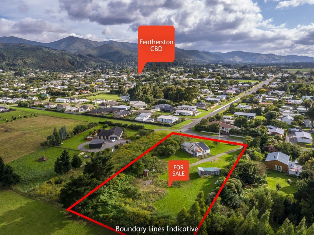 66 Woodward Street East, Featherston - Carousel 10