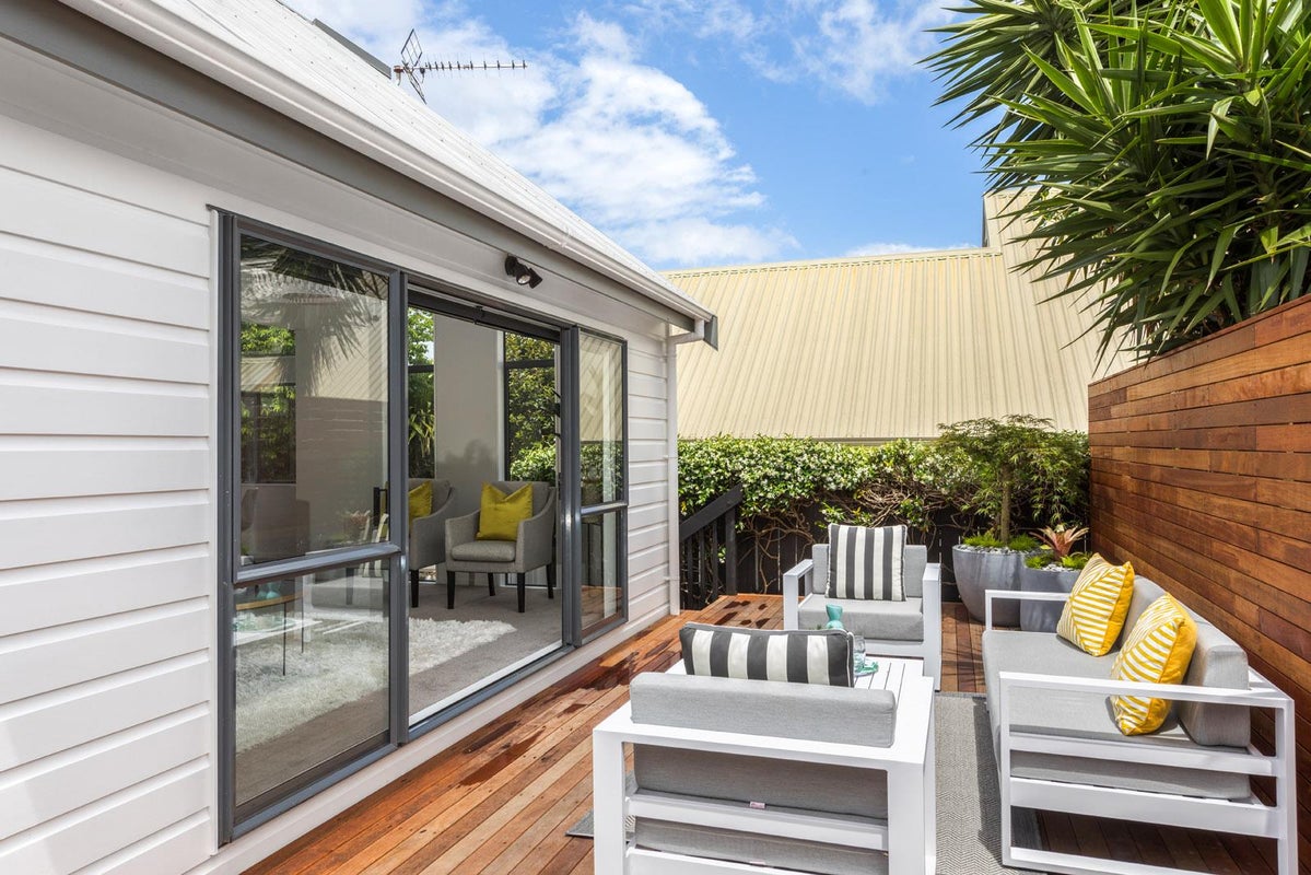 4/10 Taiere Terrace, Onehunga, Auckland - Carousel 2