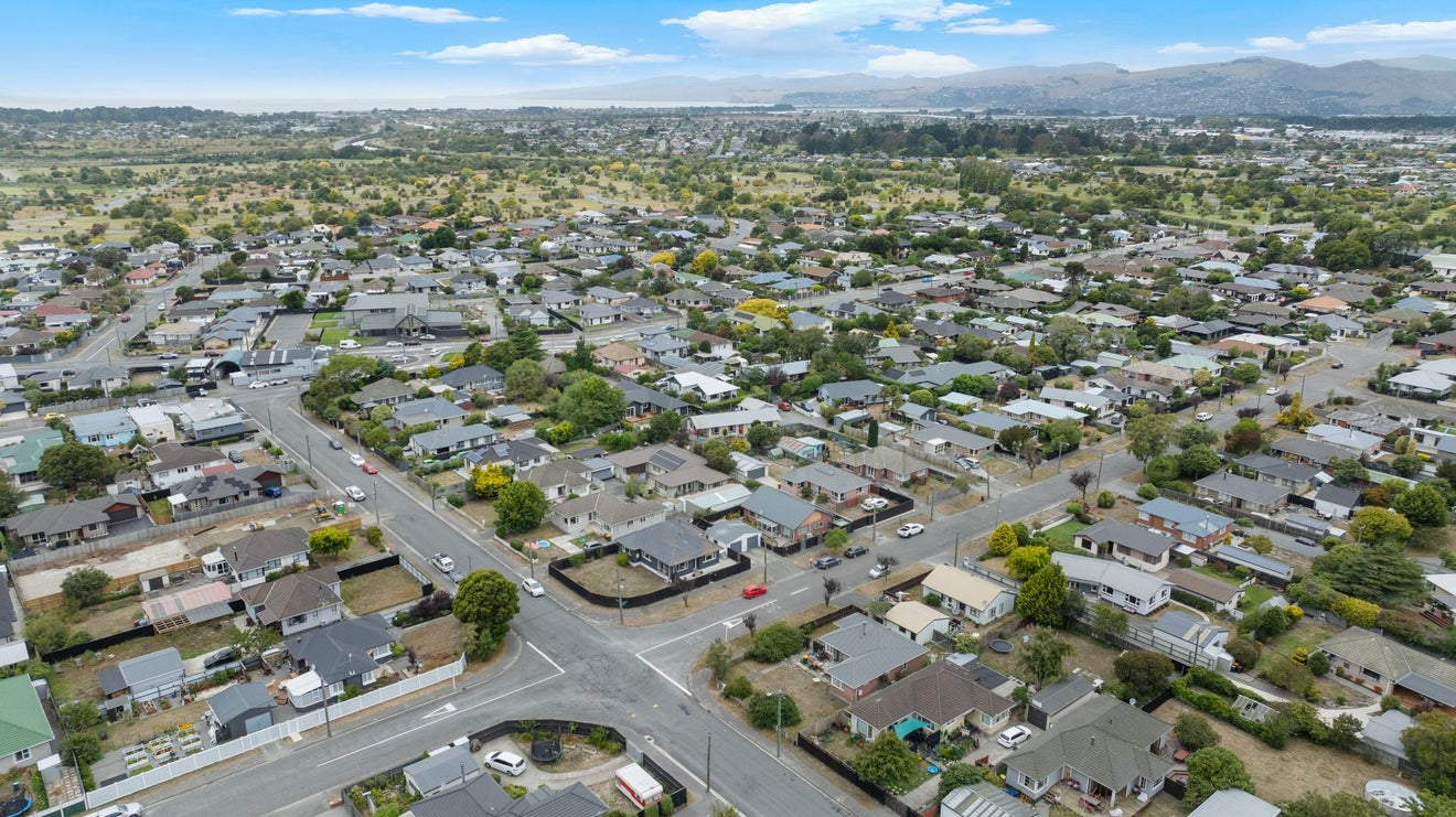 14 Cossar Street, Burwood, Christchurch - Carousel 14