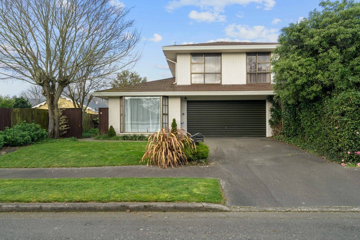 2 Ringwood Place, Avonhead, Christchurch - Carousel 1