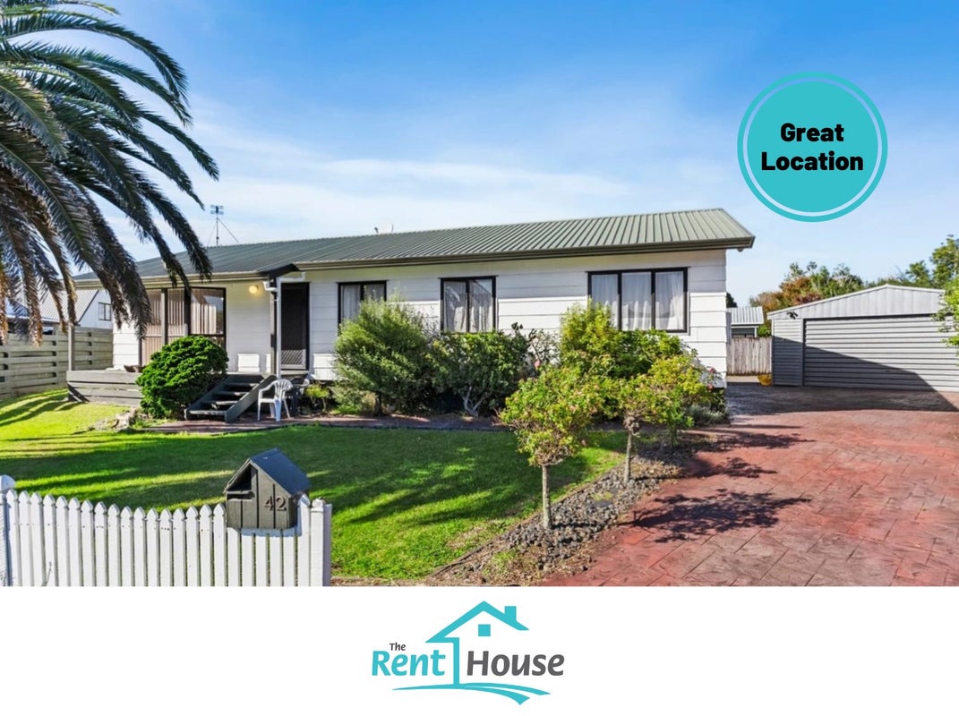 42 Pinehurst Place, Wattle Downs, Auckland - Carousel 1