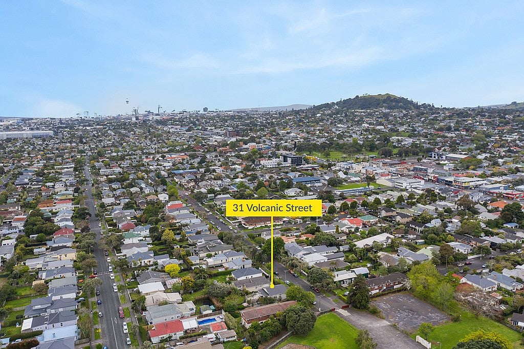 31 Volcanic Street, Mount Eden, Auckland - Carousel 23