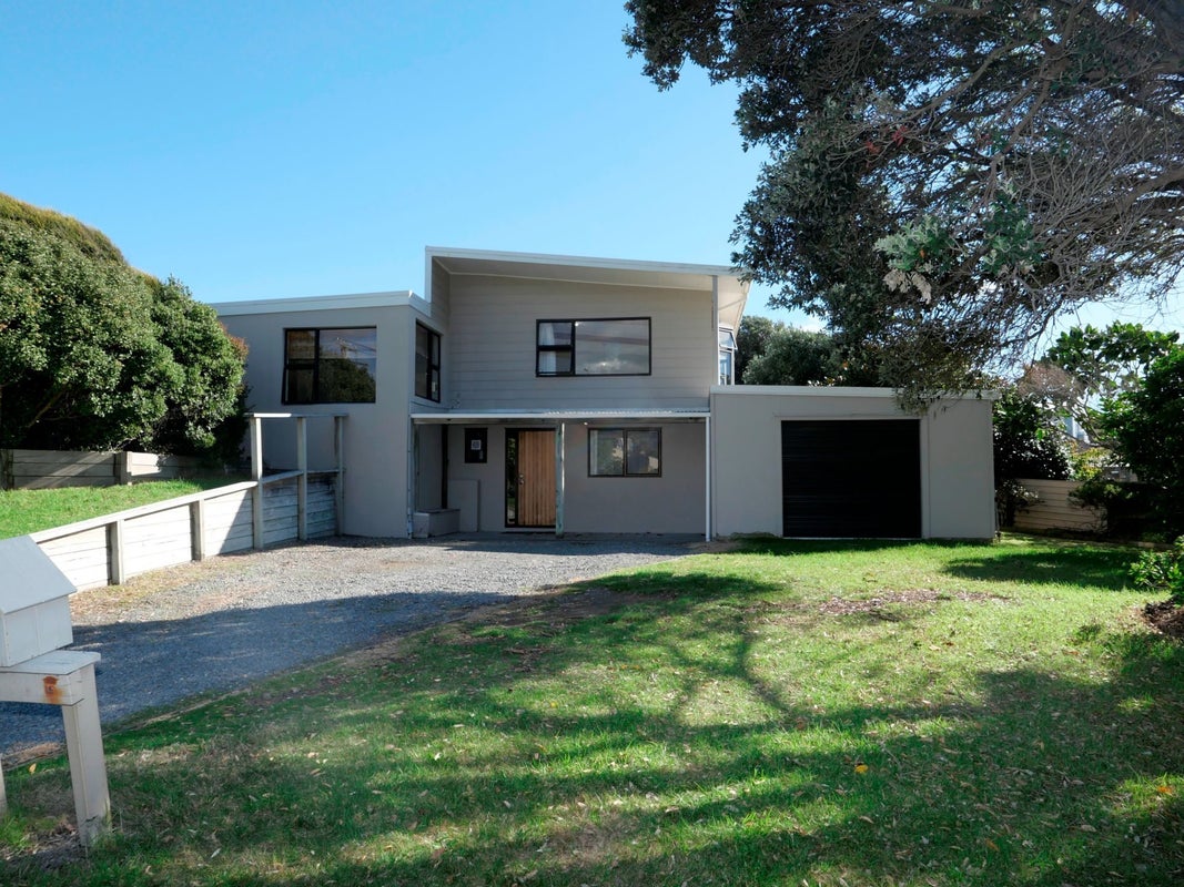 51 William Street, Waikanae Beach, Waikanae - Carousel 2
