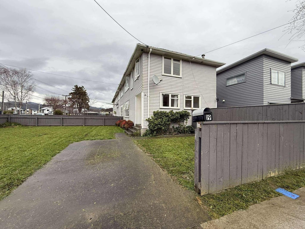 19A Rimutaka Street, Trentham, Upper Hutt - Carousel 1
