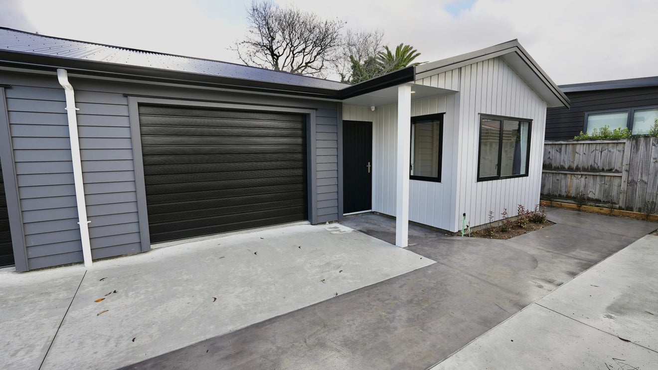24D Paisley Street, Awapuni, Palmerston North - Carousel 1