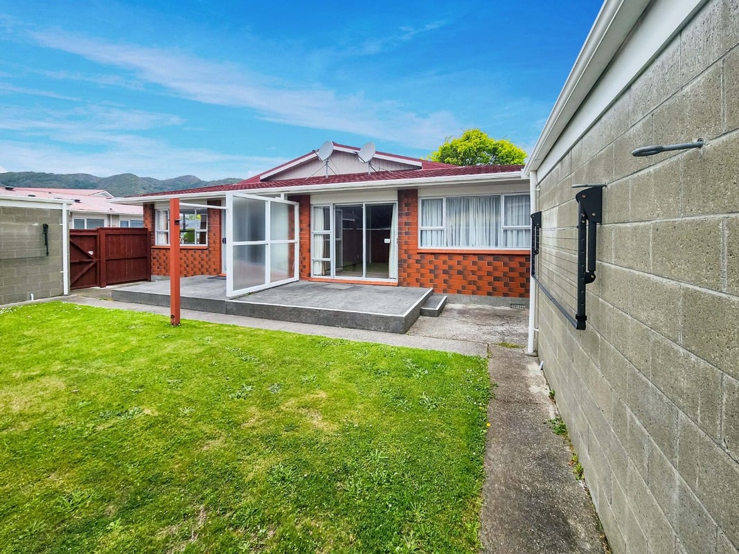2 Ferretti Grove, Avalon, Lower Hutt - Carousel 14