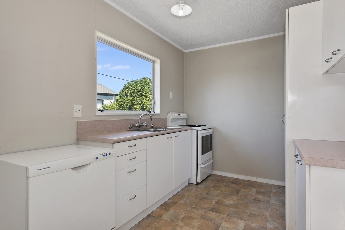371A Kahikatea Drive, Dinsdale, Hamilton - Carousel 2
