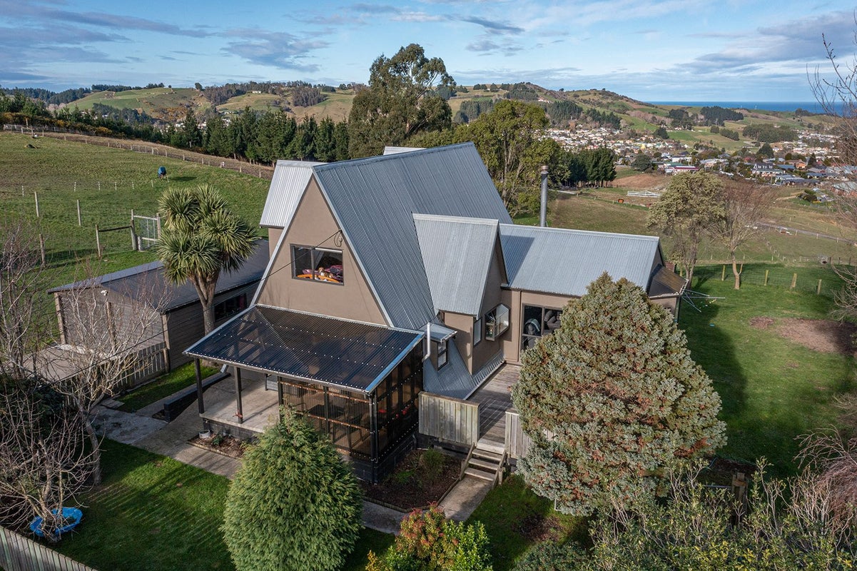 128 Abbotts Hill Road, Abbotsford, Dunedin - Carousel 1