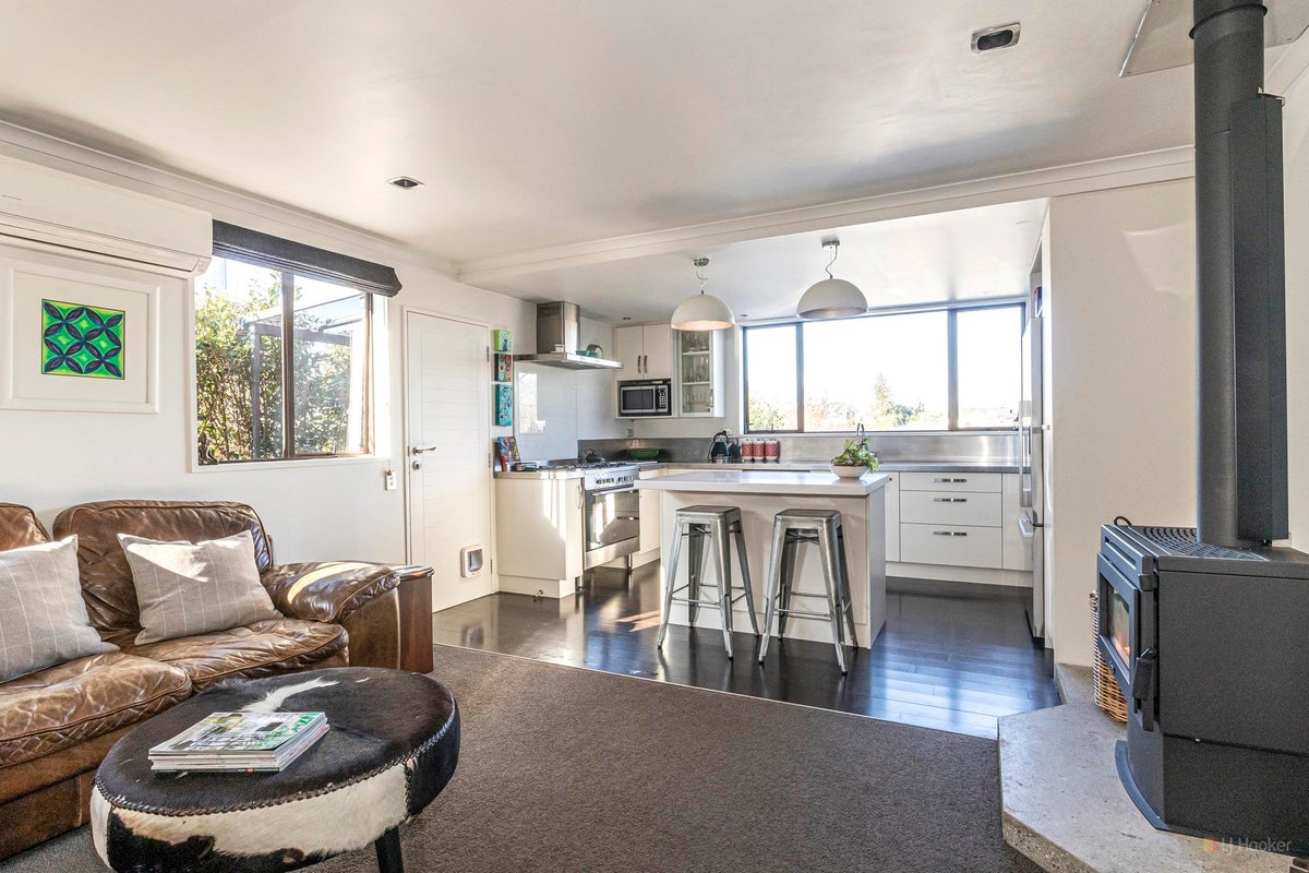 50 Trafalgar Street, Maori Hill, Timaru - Carousel 2