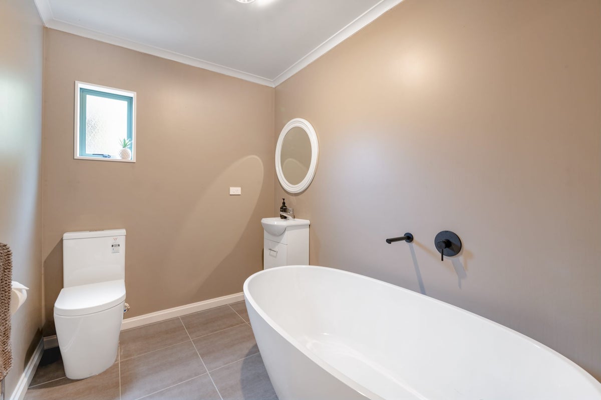 34 Midshipman Court, Gulf Harbour, Whangaparaoa - Carousel 11