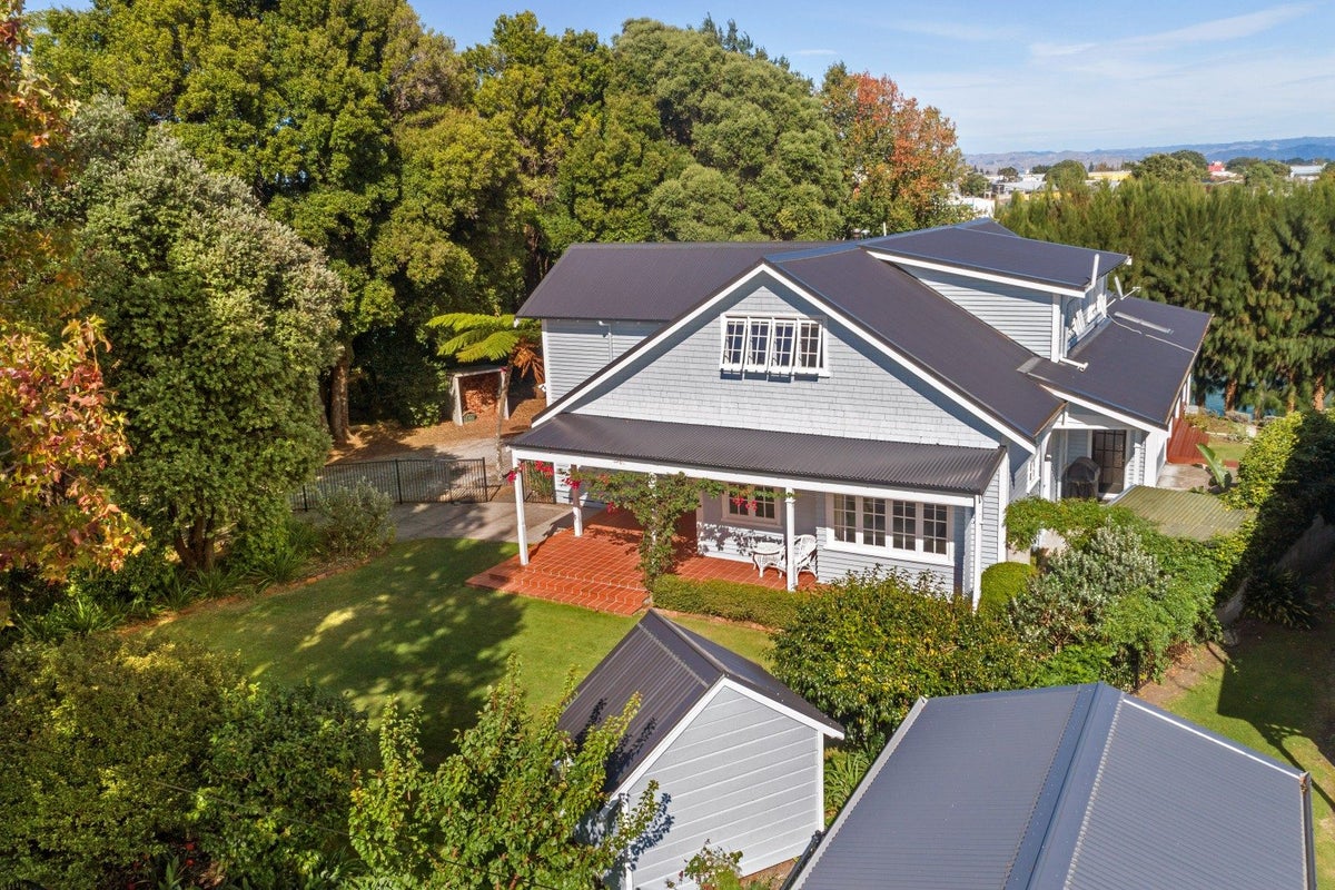 50 Stout Street, Whataupoko, Gisborne - Carousel 2