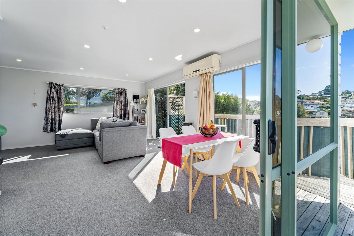 43B Gledstane Road, Stanmore Bay, Whangaparaoa - Carousel 2