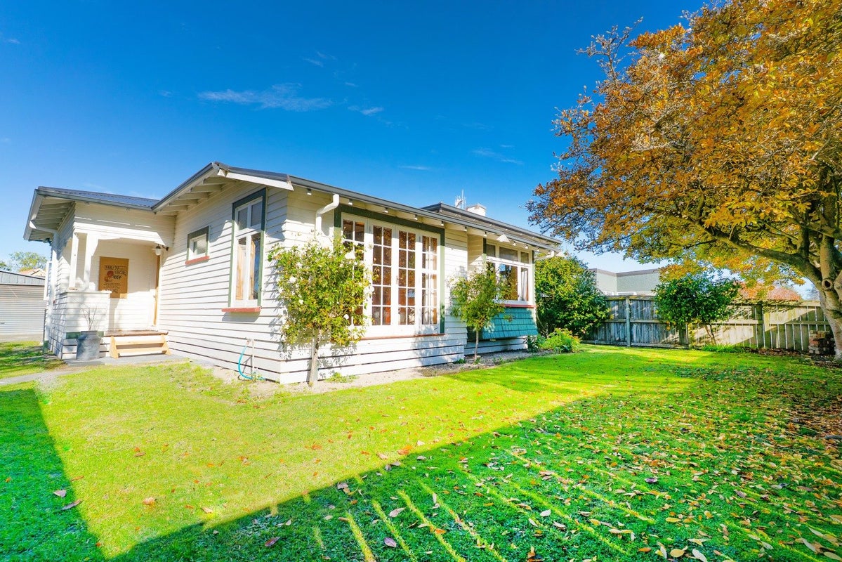 808 Riverslea Road South, Akina, Hastings - Carousel 30