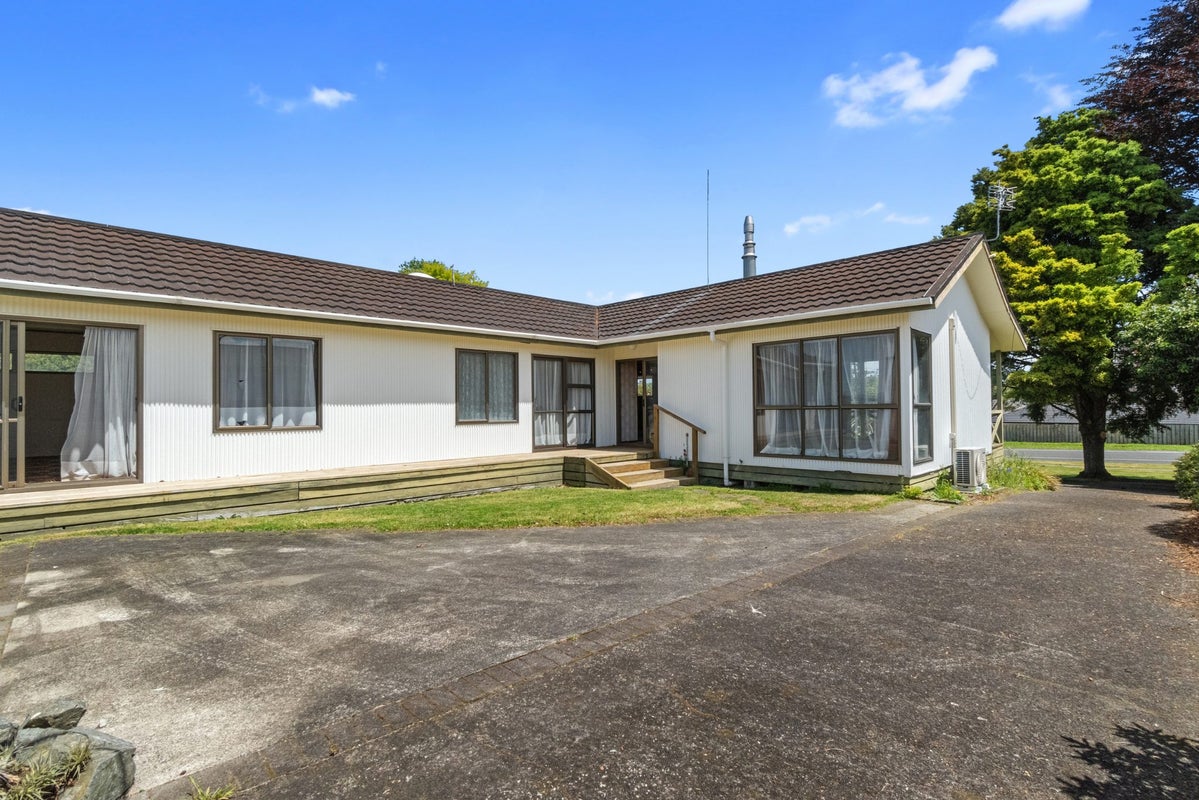 97 Lyon Street, Kihikihi, Te Awamutu - Carousel 2