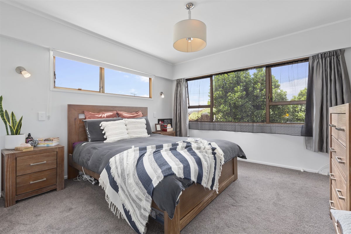 30 Butterworth Avenue, Opaheke, Papakura - Carousel 5