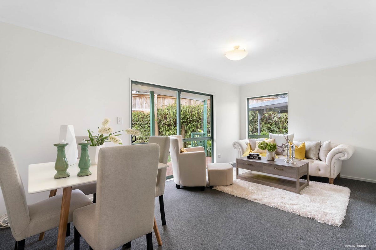 2/19 O'halloran Road, Howick, Auckland - Carousel 2