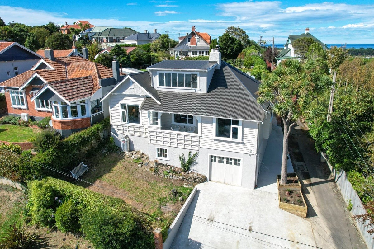 31 Rewa Street, Musselburgh, Dunedin - Carousel 1