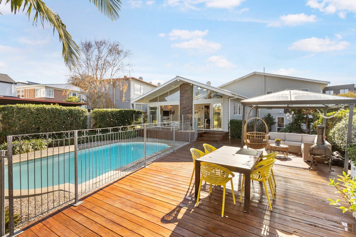 19 Wendover Road, Glendowie, Auckland - Carousel 2