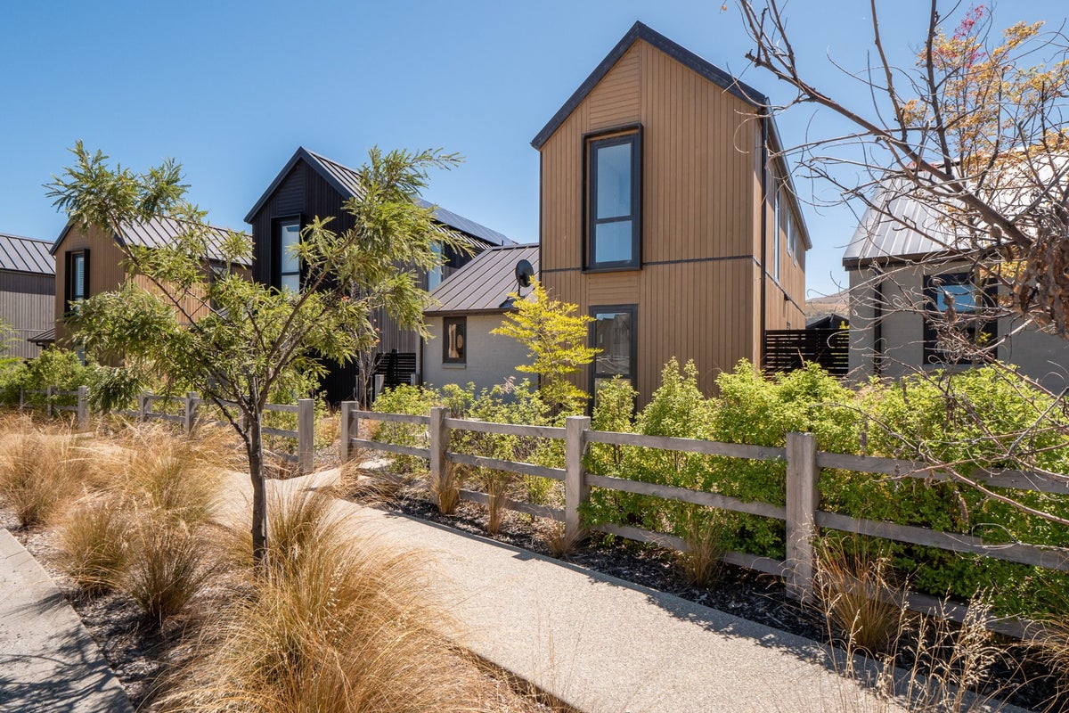 15 Mulholland Drive, Jacks Point, Queenstown - Carousel 2