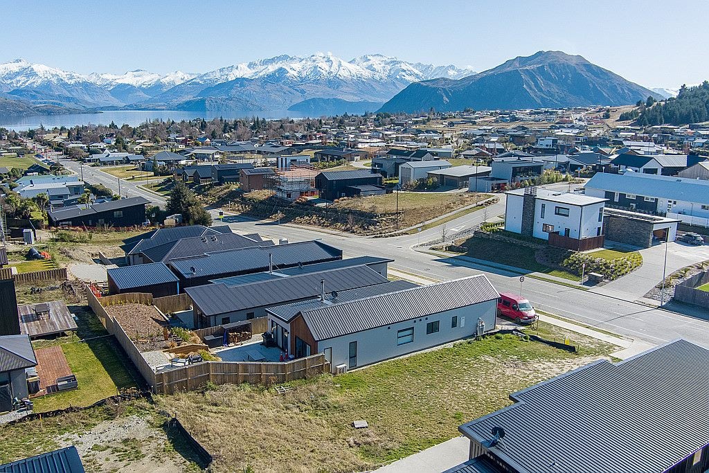 211 Aubrey Road, Wanaka, Wanaka - Carousel 10