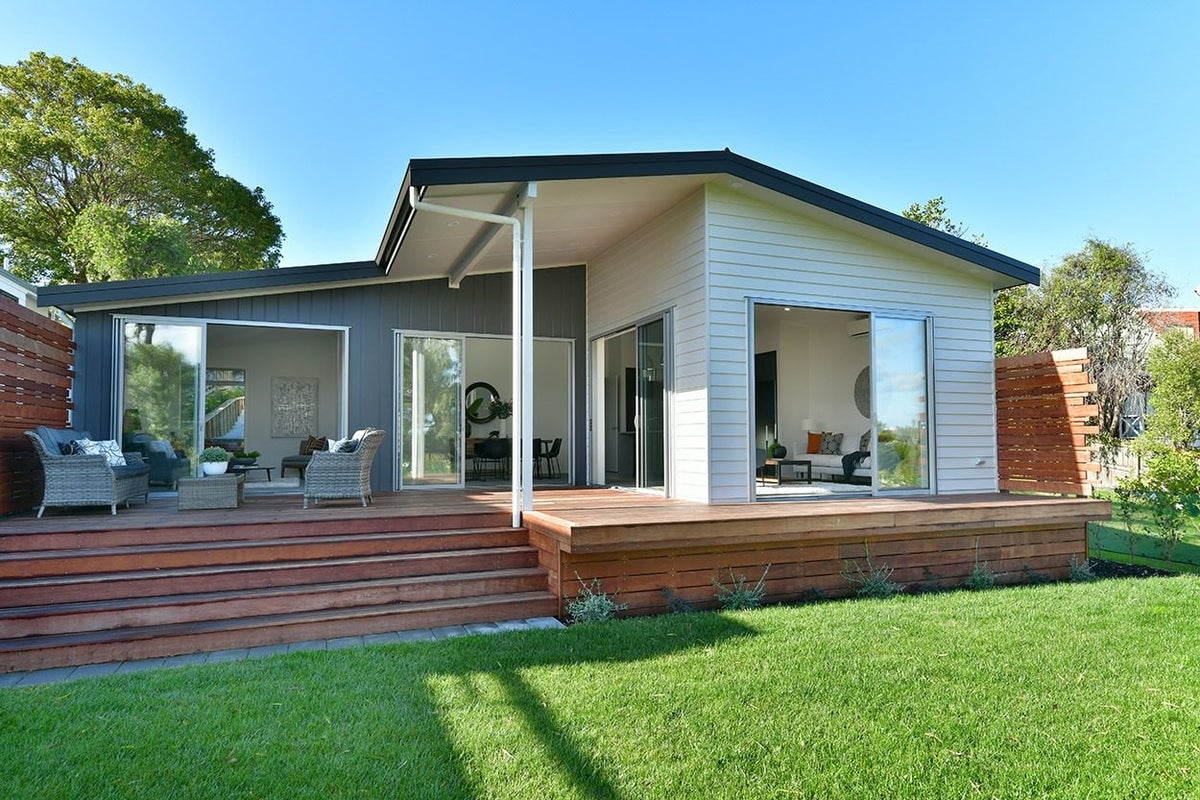 17 Shakespear Road, Army Bay, Whangaparaoa - Carousel 19