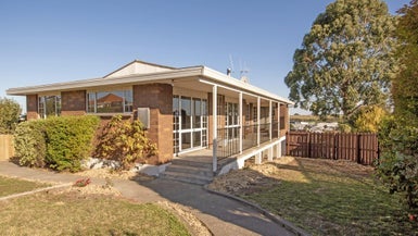 1 James Street, Kensington, Timaru - Carousel 1