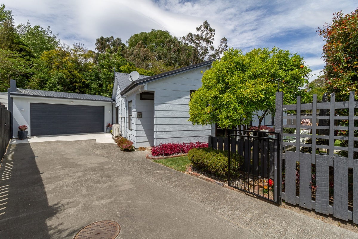 11 Beveridge Place, Greenmeadows, Napier - Carousel 1