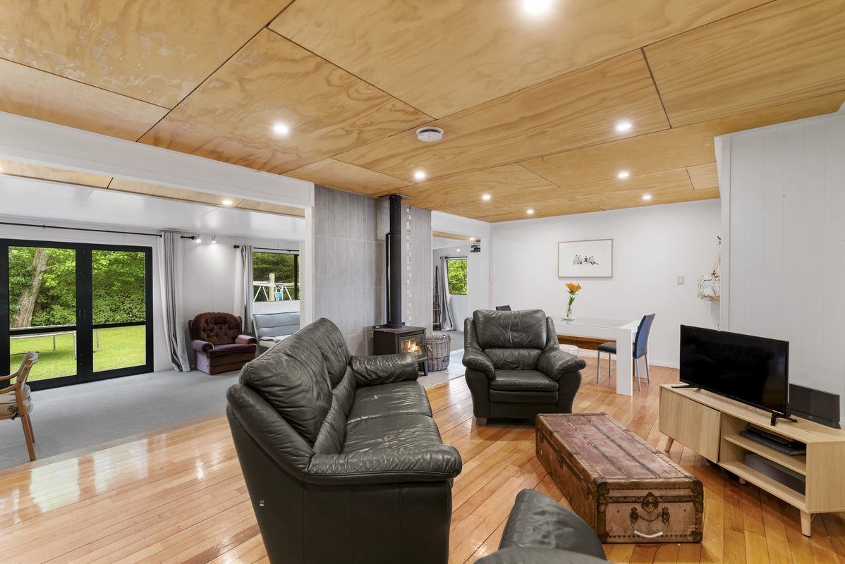 15 John Road, Fairy Springs, Rotorua - Carousel 2