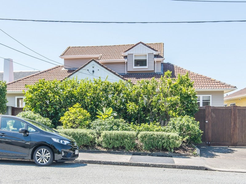 47 Ludlam Street, Seatoun, Wellington - Carousel 1
