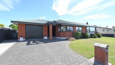 62 York Avenue, Tamatea, Napier - Carousel 1