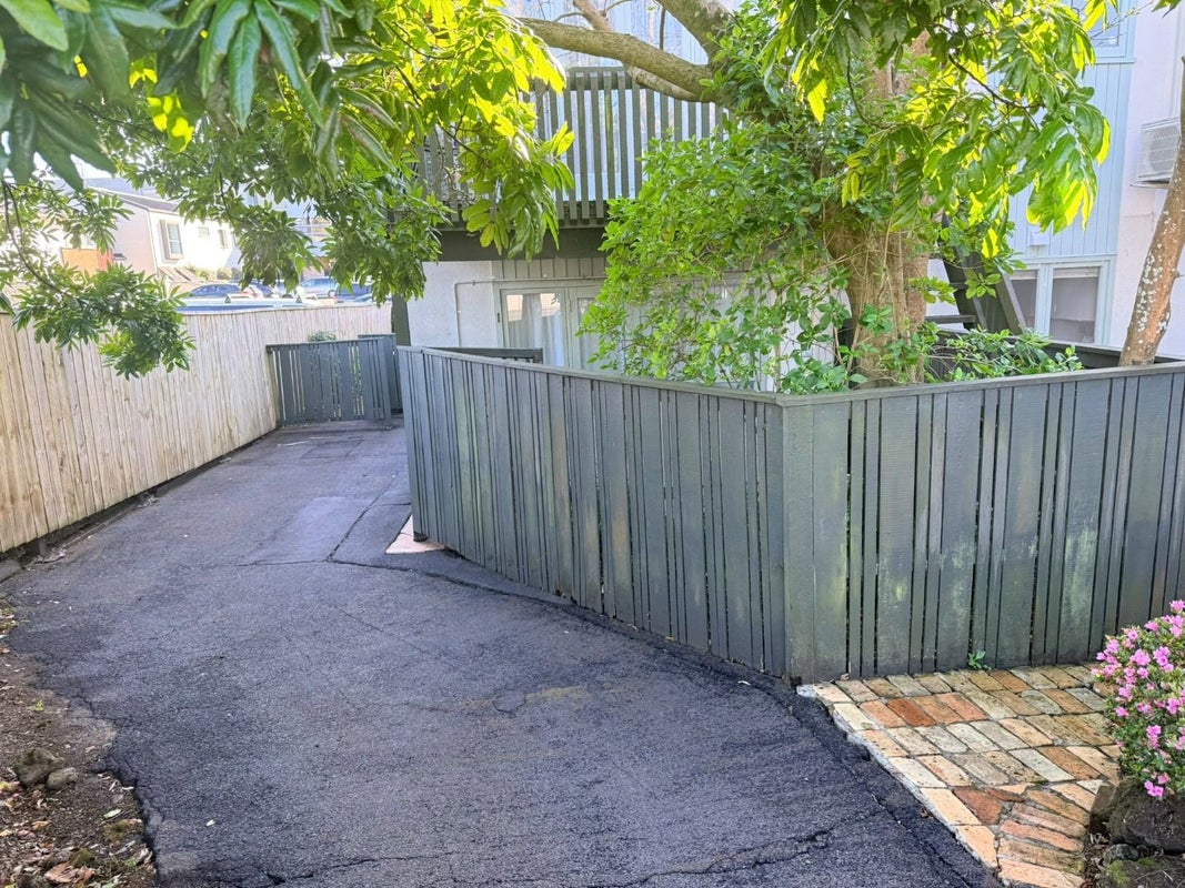 1/11 Owens Road, Epsom, Auckland - Carousel 1