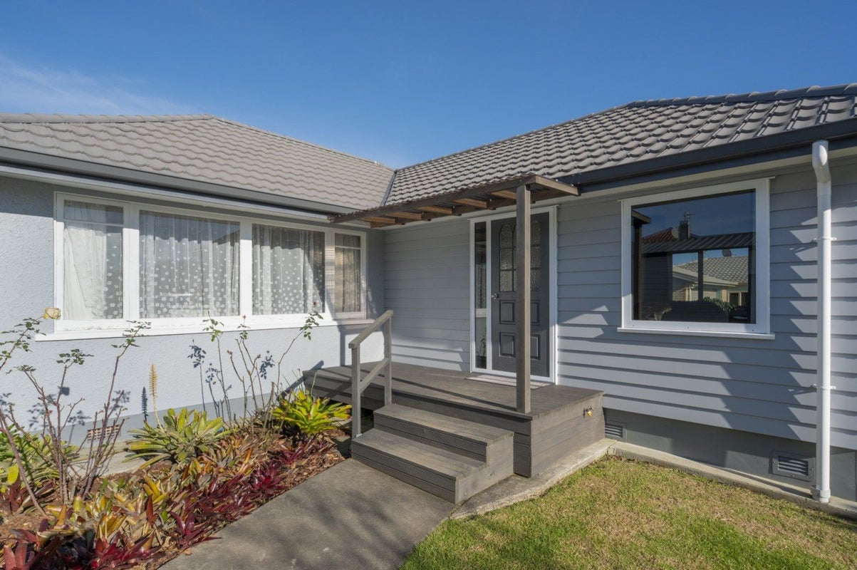 54A Pemberton Crescent, Greerton, Tauranga - Carousel 1