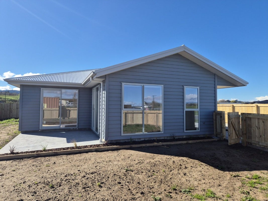 25 Allan Avenue, Lytton West, Gisborne - Carousel 2