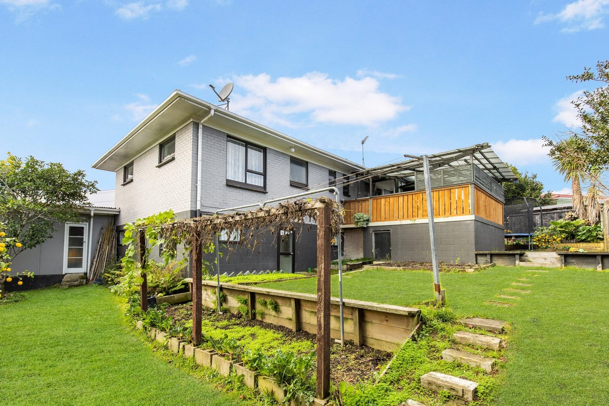 3 Rembrandt Place, Opaheke, Papakura - Carousel 24