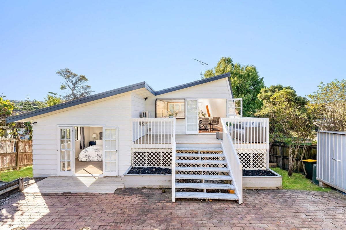 3 Walnut Lane, Browns Bay, Auckland - Carousel 10