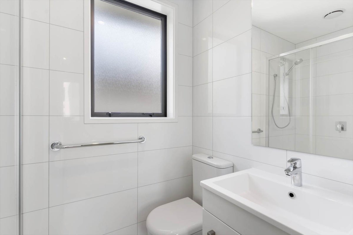 1 Scorpio Place, Windsor Park, Auckland - Carousel 15