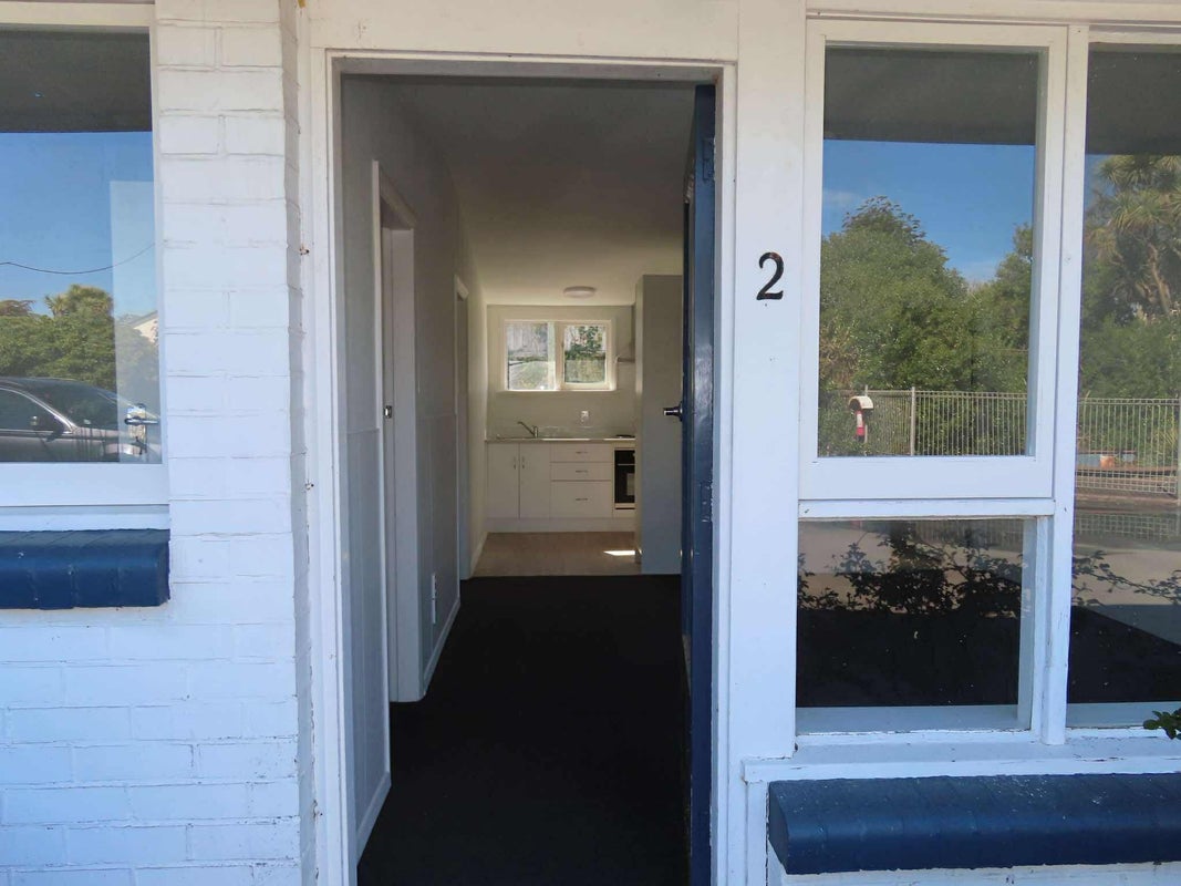 2/121A Estuary Road, South New Brighton, Christchurch - Carousel 1