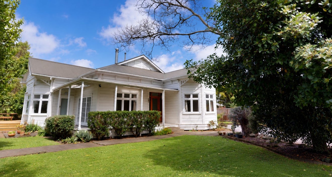 540 Pioneer Highway, Highbury, Palmerston North - Carousel 1