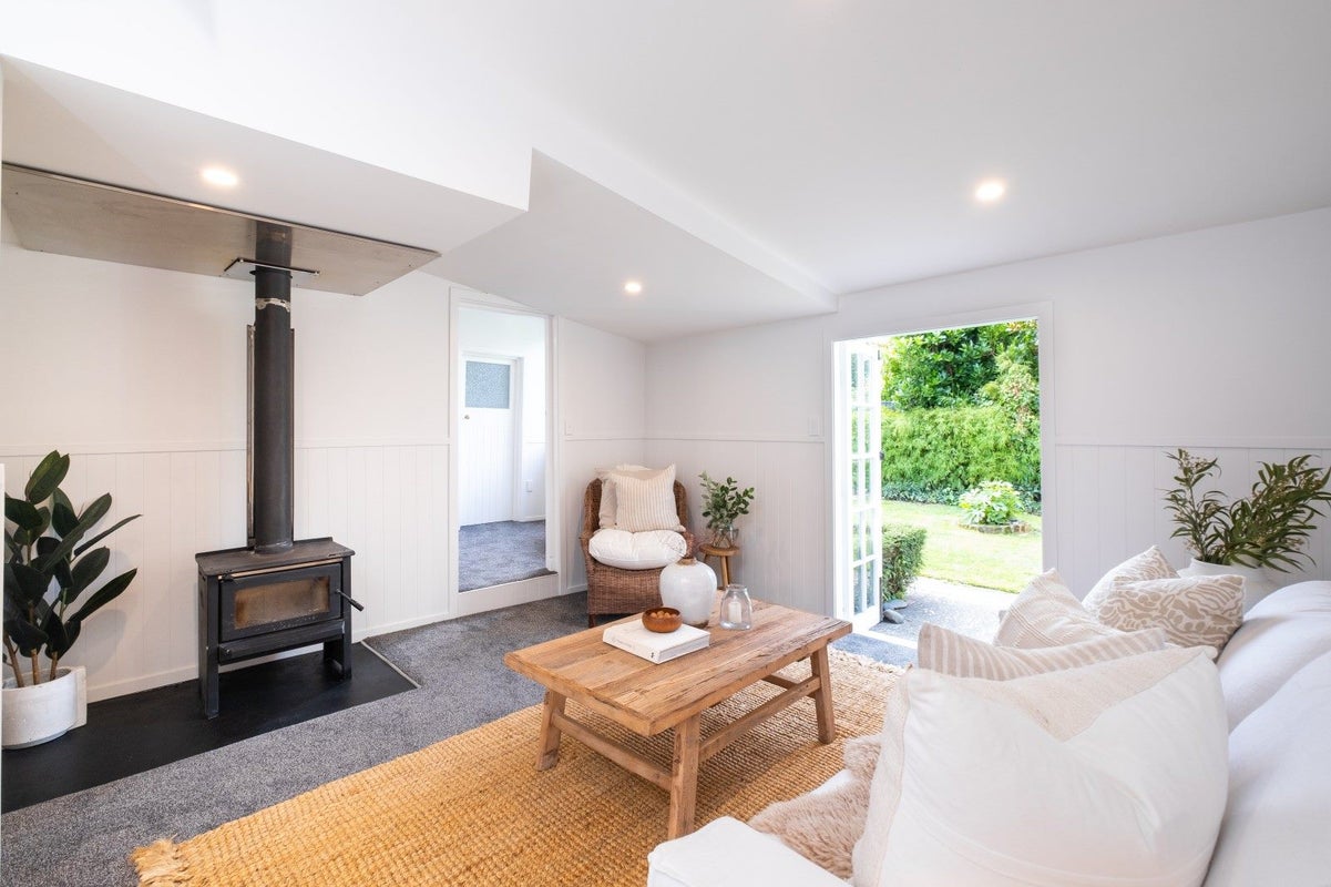331 Clifton Road, Te Awanga, Te Awanga - Carousel 2