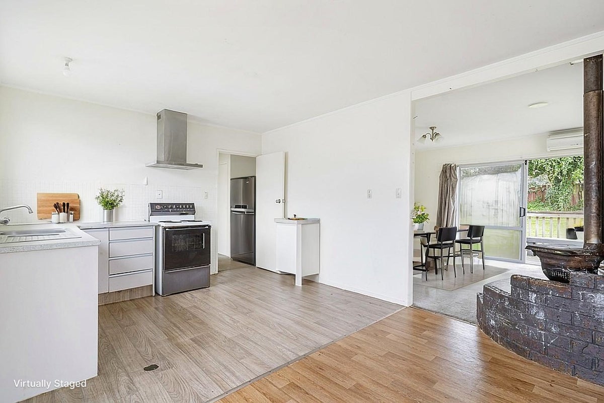 14 Hyperion Drive, Randwick Park, Auckland - Carousel 2