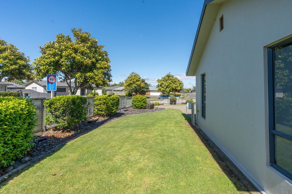 49 Stoneleigh Drive, Chartwell, Hamilton - Carousel 21