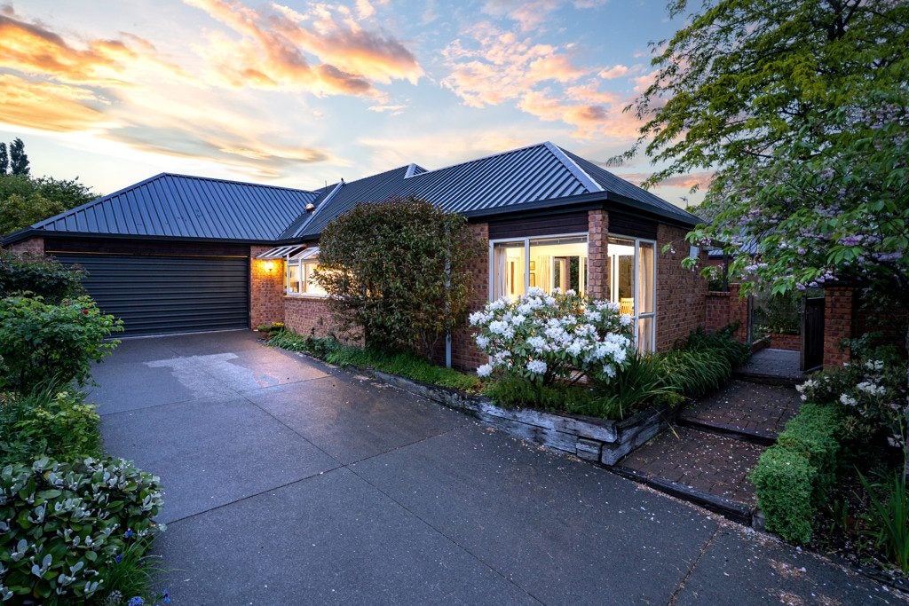 28 Berkshire Drive, Avonhead, Christchurch - Carousel 1