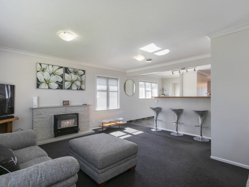 88 Frederick Street, Wainuiomata, Lower Hutt - Carousel 2